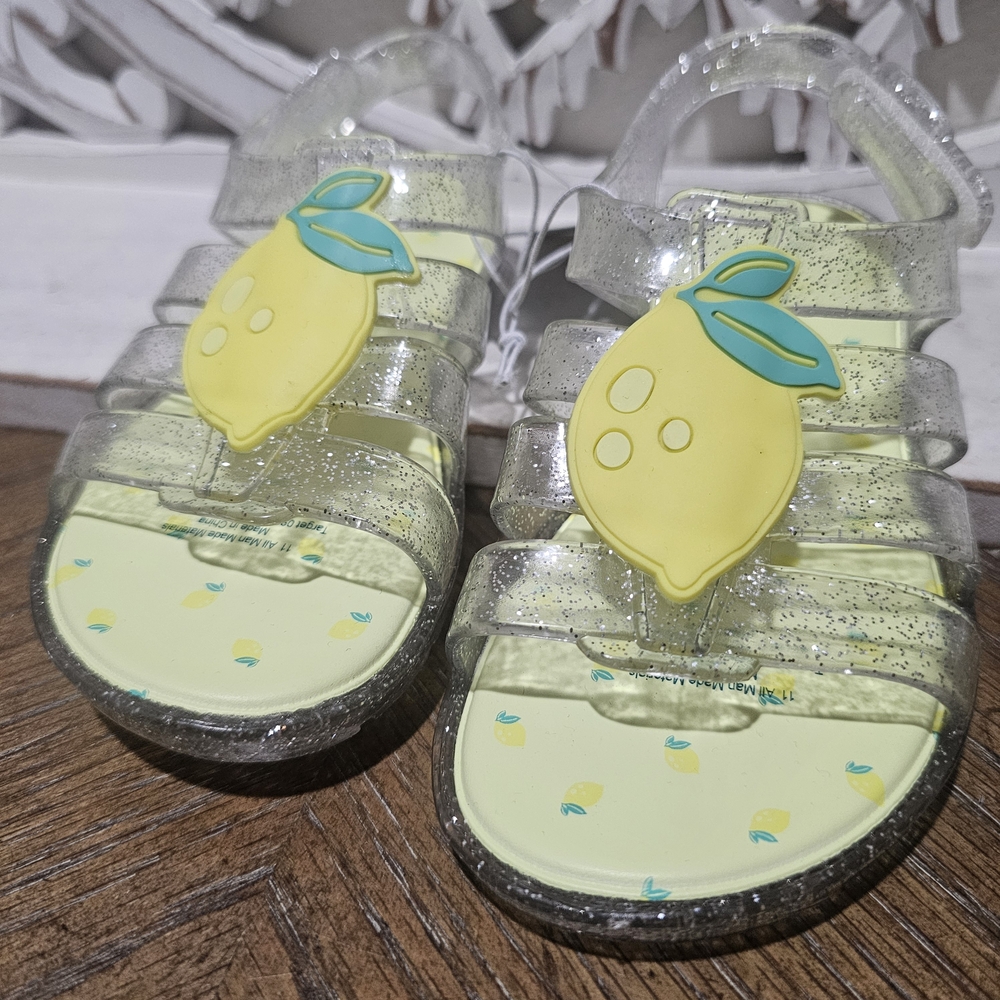 NEW Cat & Jack Kids Lemon Sandals - Clear and Yellow (Scented) Size 7 - Picture 2 of 4